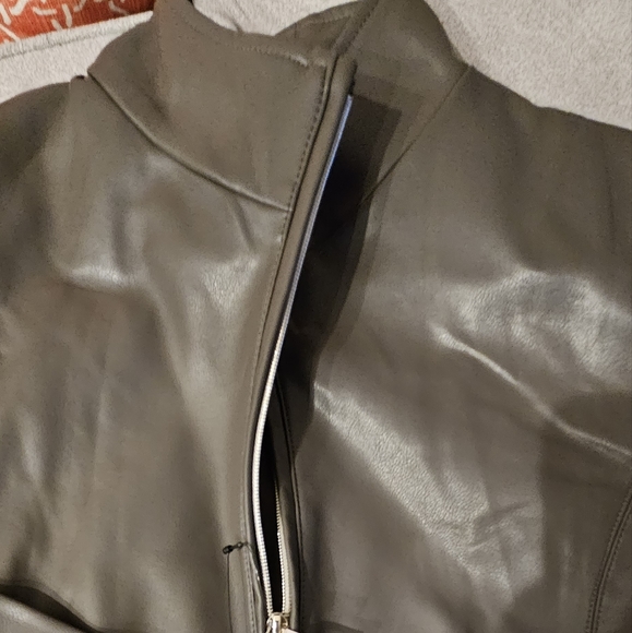 Kenneth Cole Faux leather Gray - Picture 3 of 8